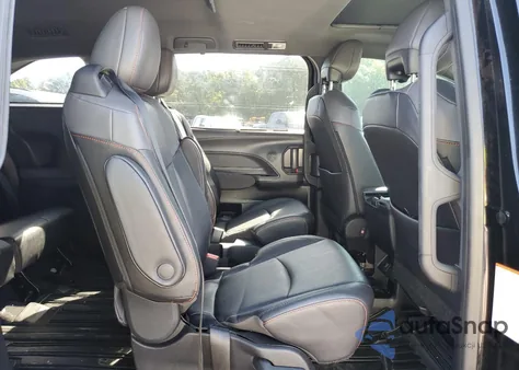 2023 Toyota Sienna Xse z USA, uszkodzony, nr VIN 5TDDSKFC5PS102572